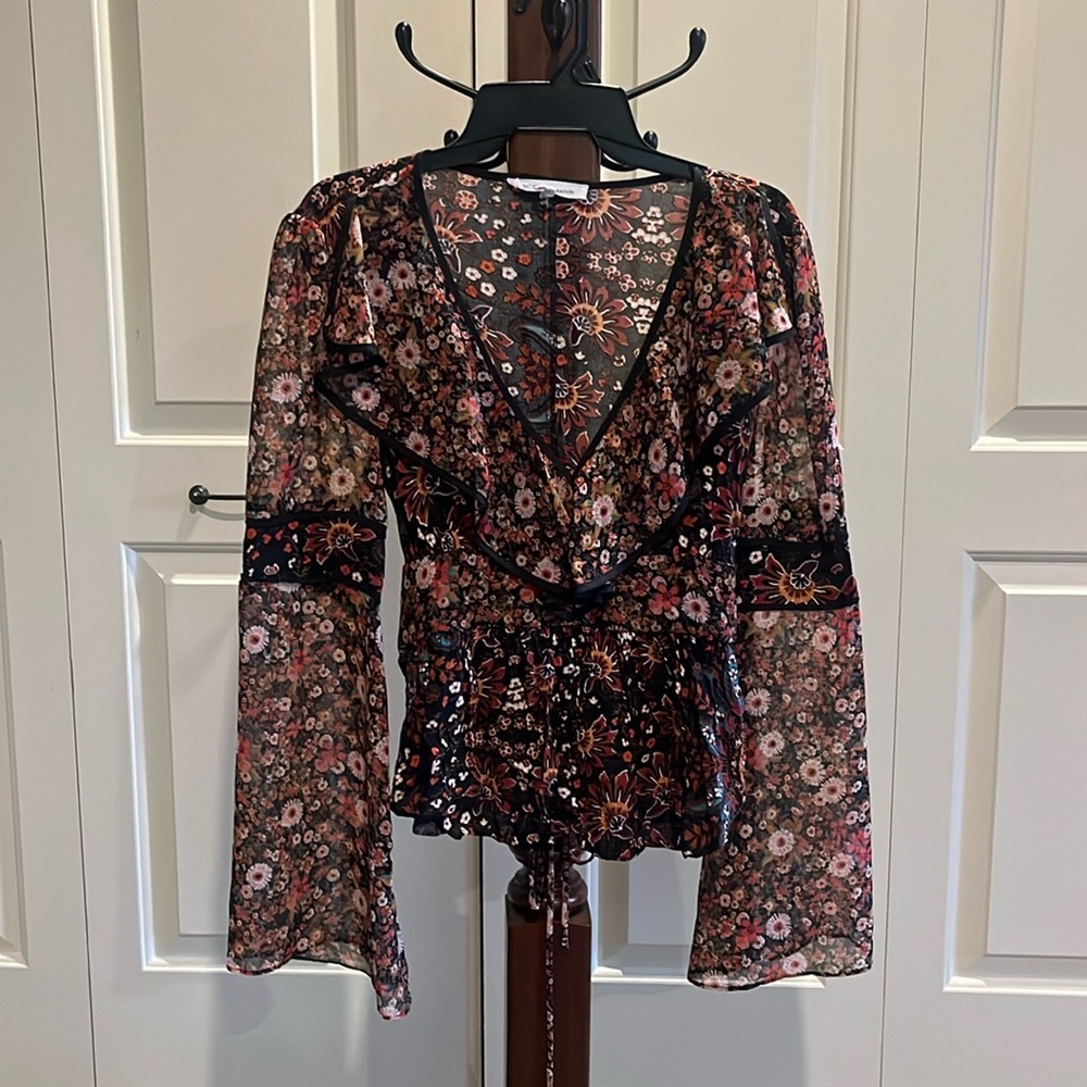 BCBGGeneration floral boho top